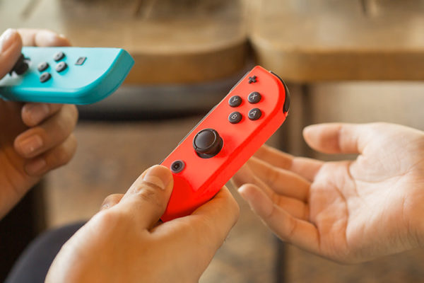 「Nintendo Switch」はワールドワイドで考えると“携帯ゲーム機”とは売り出せない？　濃ゆいテック系ジャーナリストたちが期待の新機種を本気で分析する 【backspace.fm出張版・第一回】_008