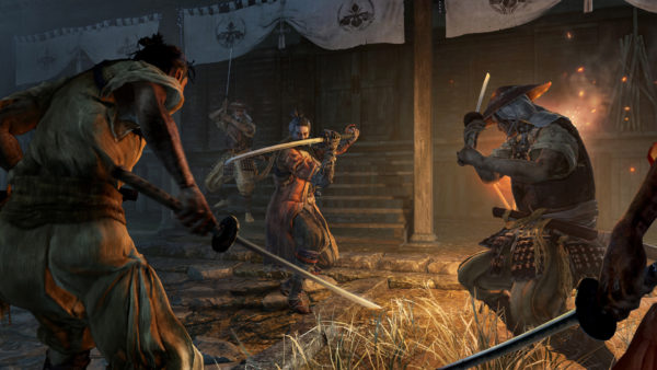 『SEKIRO』(隻狼)の魅力はプレイヤーが能動的に考えて行動するところにあり！ 『ダークソウル』、『Bloodborne』に連なる、殺意みなぎる敵との死闘【TGS2018】_004