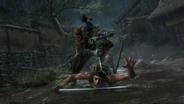 『SEKIRO』(隻狼)の魅力はプレイヤーが能動的に考えて行動するところにあり！ 『ダークソウル』、『Bloodborne』に連なる、殺意みなぎる敵との死闘【TGS2018】_012