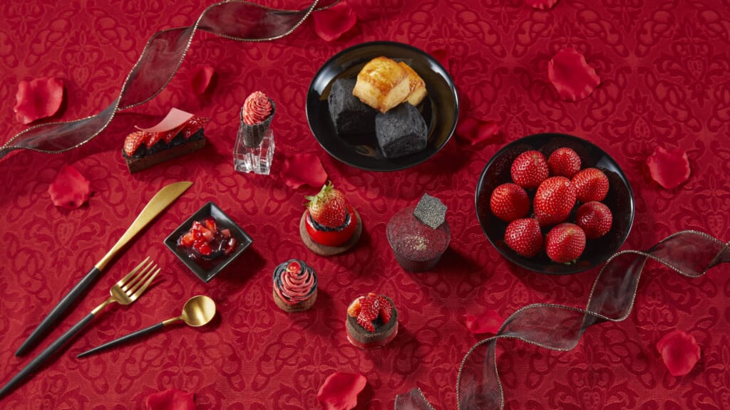 赤・黒推しにおすすめアフタヌーンティー「Strawberry Afternoon Tea ～Red×Black～」