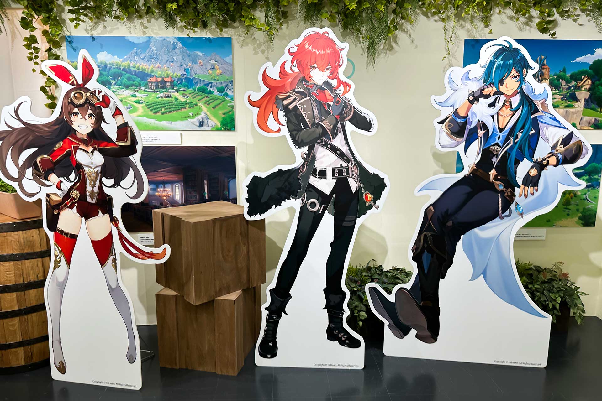 「原神展～たびごころの赴くままに～」レポート：テイワットの国々を巡る展示会、キャラパネルのほか武器など造形物も展示_006