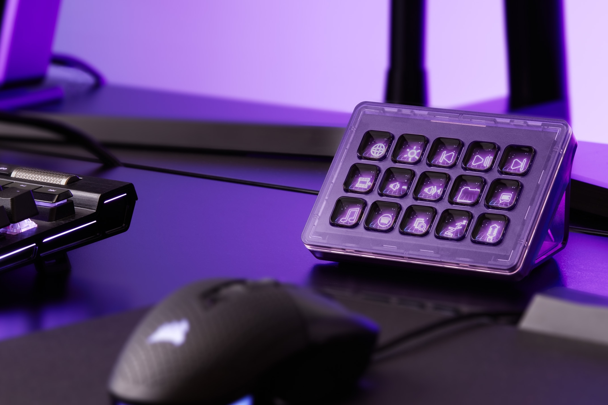 配信者・クリエイター向け便利デバイス「Stream Deck MK.2」に新色・アトミックパープルモデルが登場_001