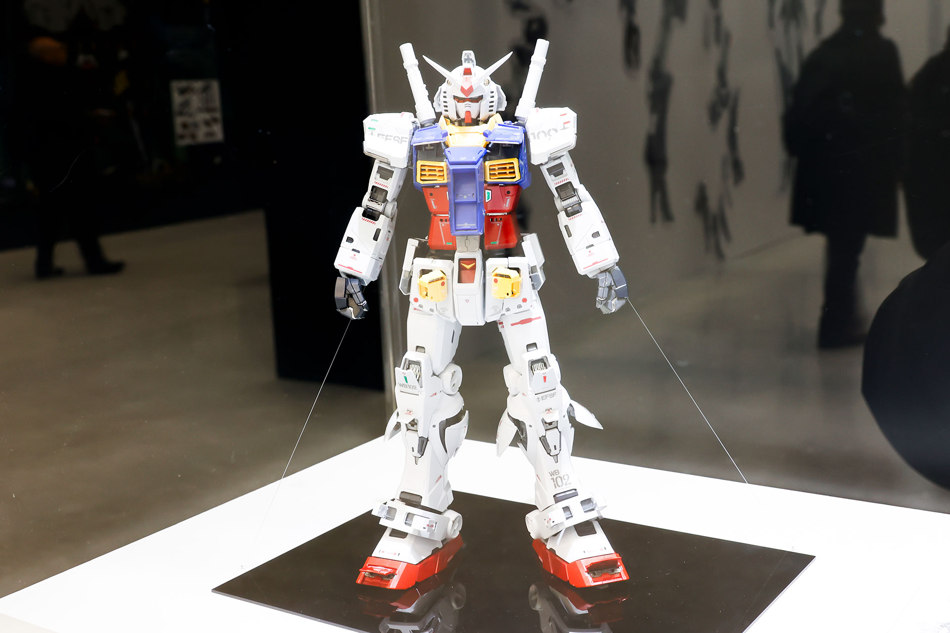 「日本の巨大ロボット群像」レポート：『機動戦士ガンダム』モビルスーツにも影響を与えた『宇宙の戦士』機動歩兵など手数展示_040