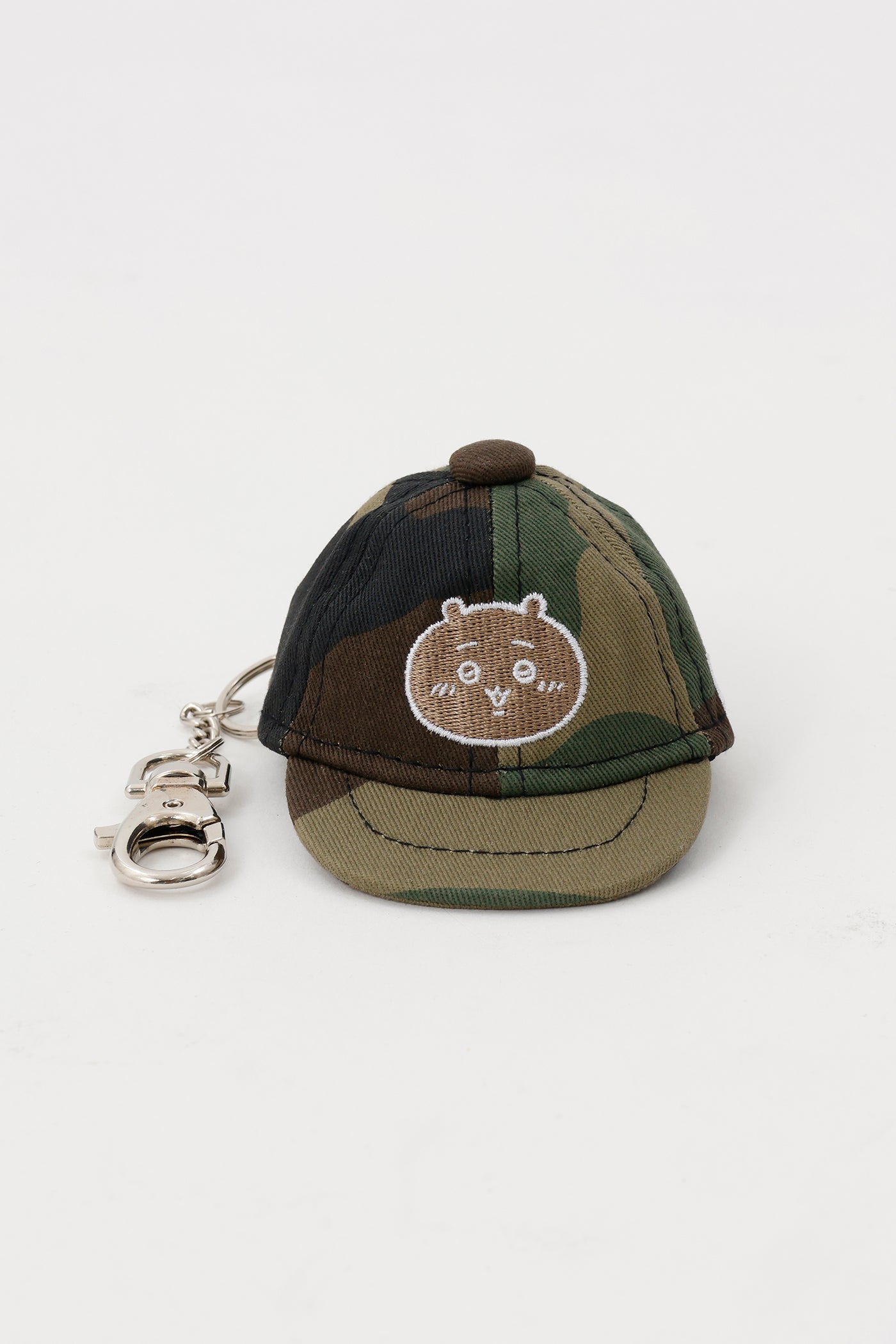 『ちいかわ』と「NEW ERA」がコラボしたアパレルグッズが登場。5月21日～28日まで先行予約を受付中_005