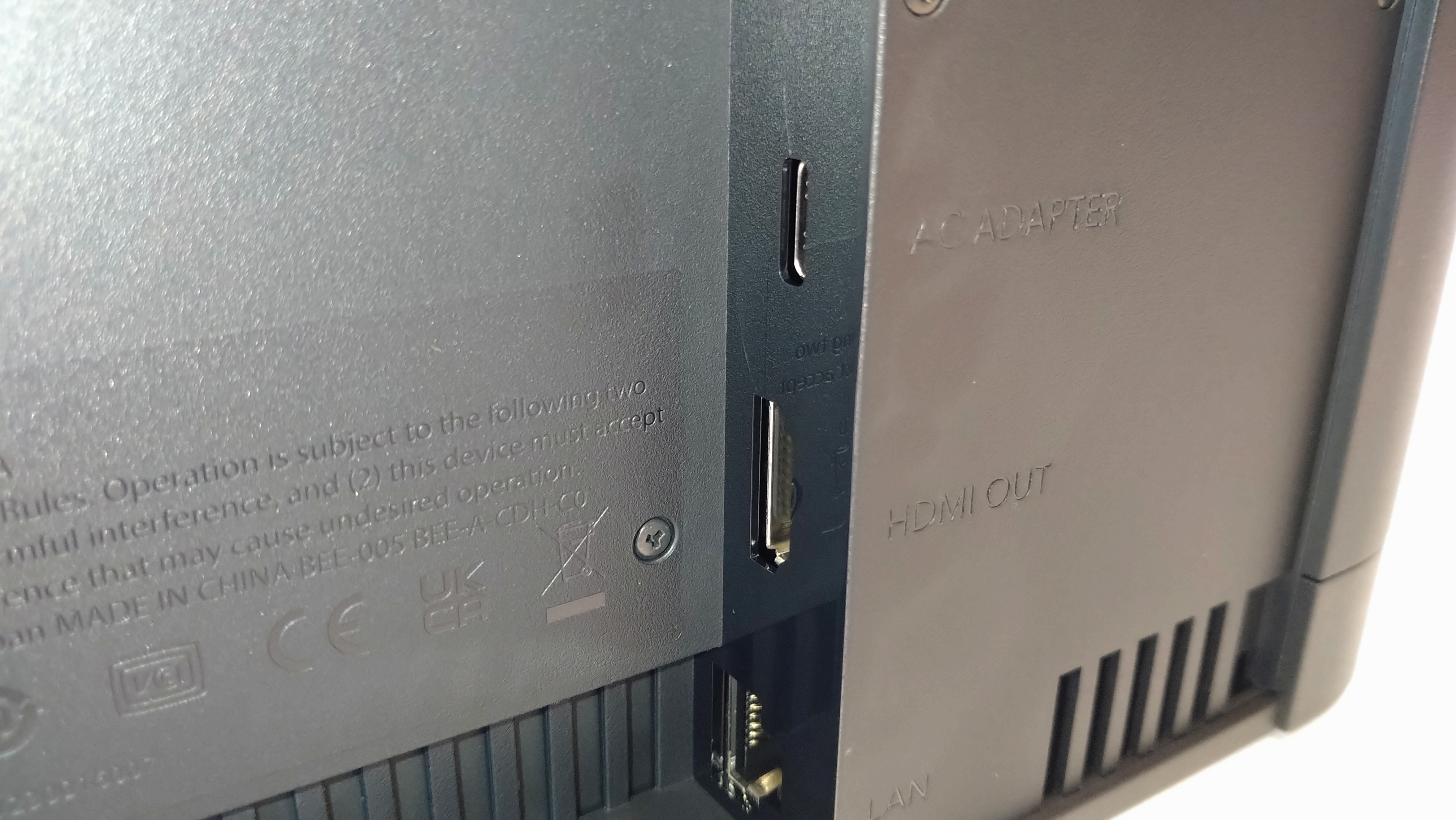 「Nintendo Switch 2(ニンテンドースイッチ2)」を速攻で開封してみた!多言語版には専用の設定項目も?_041