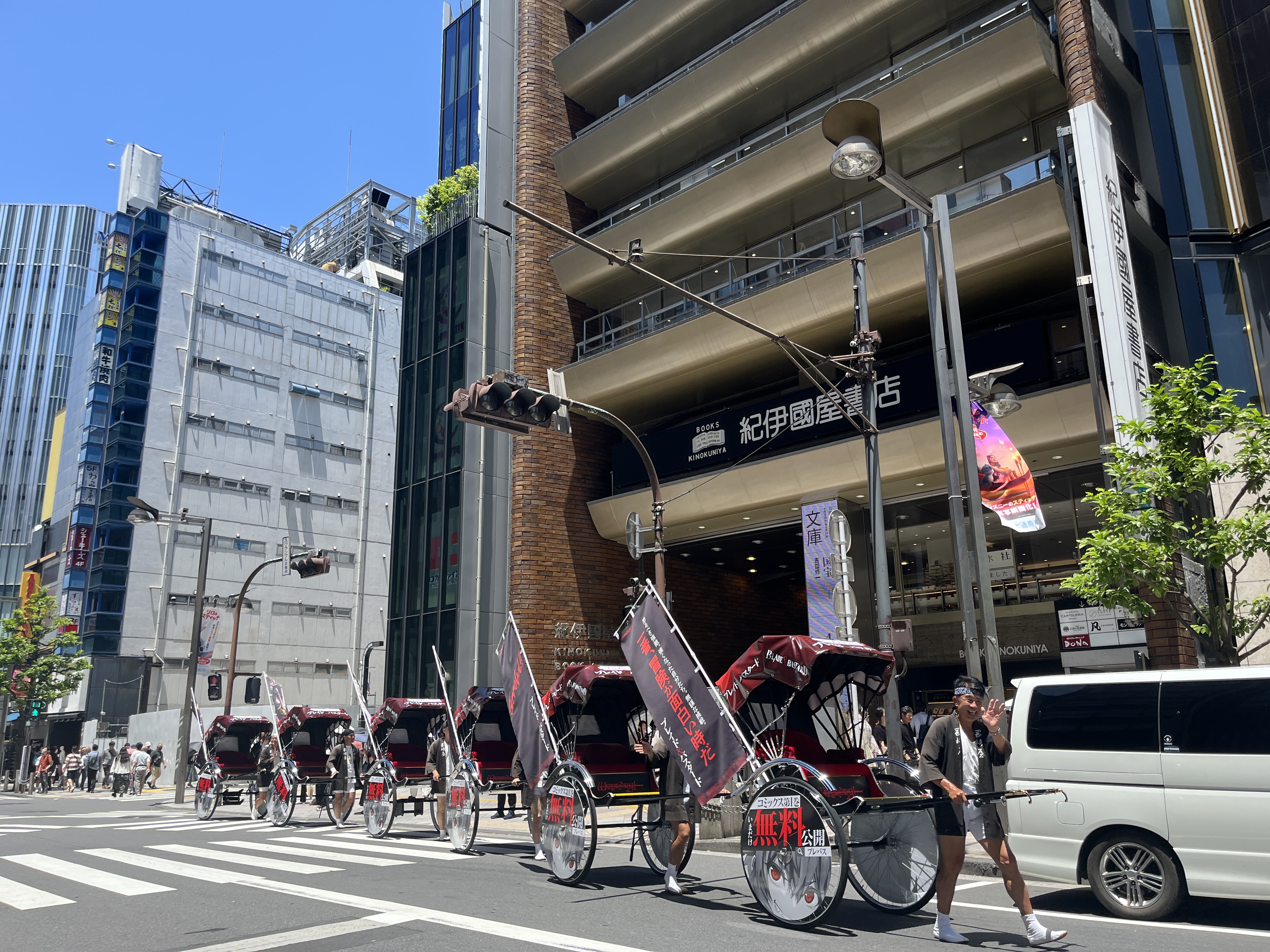 『ブレイド＆バスタード』6台のラッピング人力車が東京《迷宮》を走破。俳優・三船敏郎氏との異色のコラボビジュアルも_015