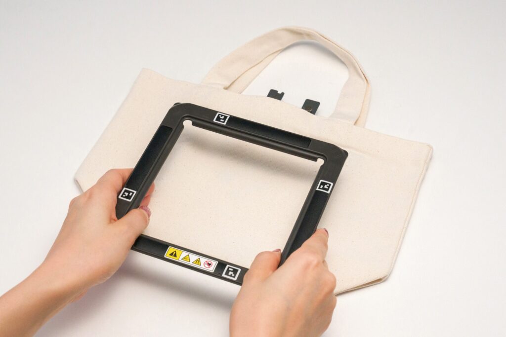 初心者も手軽に扱える「家庭用刺しゅう専用機」7月に登場_009
