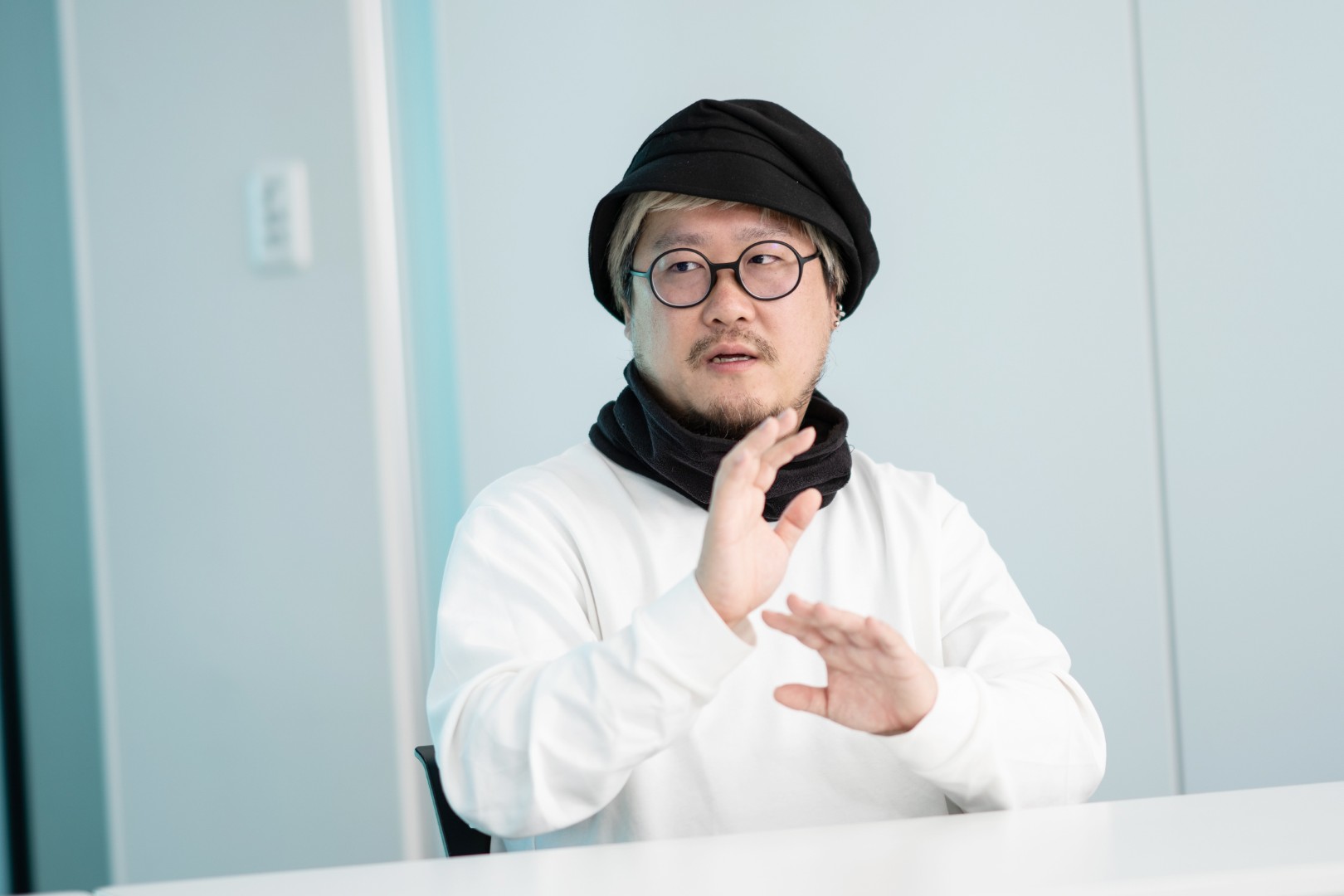 なぜ『ゾゾゾ』はやらせと言われようとも編集し、『フェイクドキュメンタリー「Q」』はフィクションだと言ってしまうのか ― 大森時生×皆口大地が設計する“安心して乗っかれる”エンタメの秘密_007