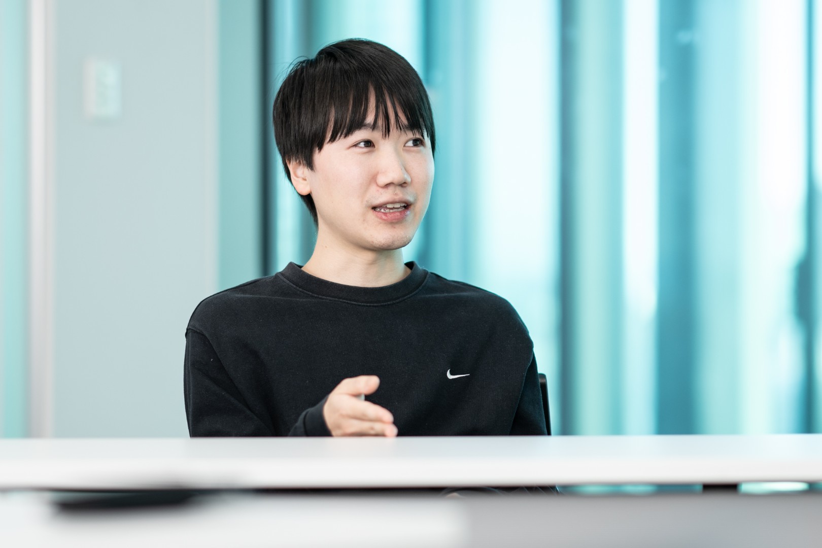 なぜ『ゾゾゾ』はやらせと言われようとも編集し、『フェイクドキュメンタリー「Q」』はフィクションだと言ってしまうのか ― 大森時生×皆口大地が設計する“安心して乗っかれる”エンタメの秘密_021