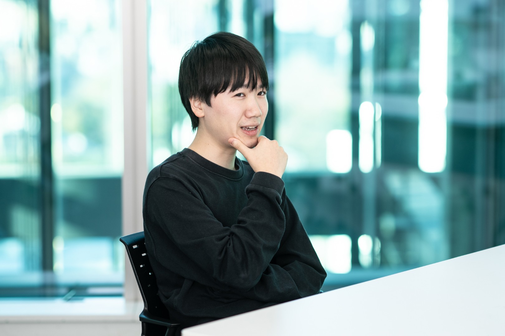 なぜ『ゾゾゾ』はやらせと言われようとも編集し、『フェイクドキュメンタリー「Q」』はフィクションだと言ってしまうのか ― 大森時生×皆口大地が設計する“安心して乗っかれる”エンタメの秘密_008