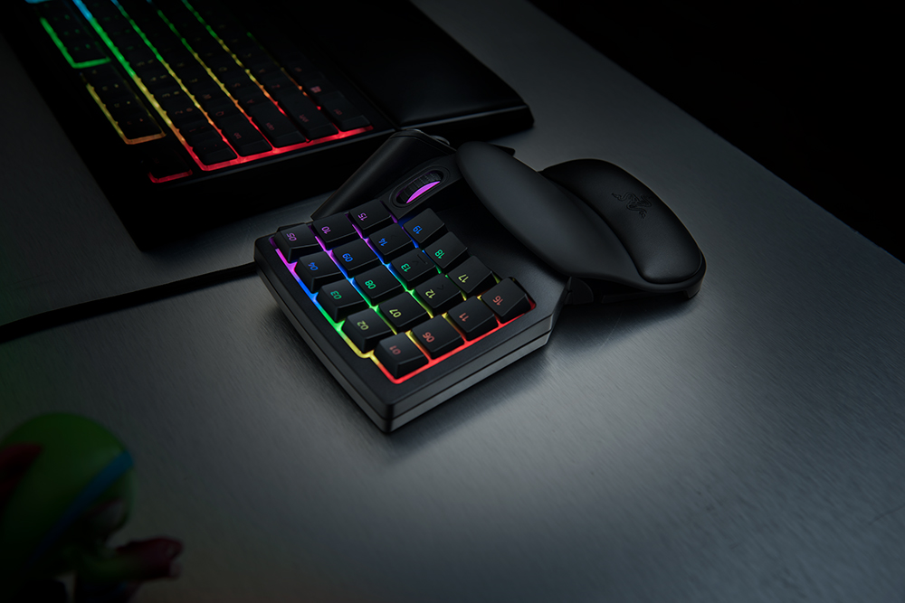 Razer製品がお得に買えるイベントがAmazonで7月8日から開催へ
_012