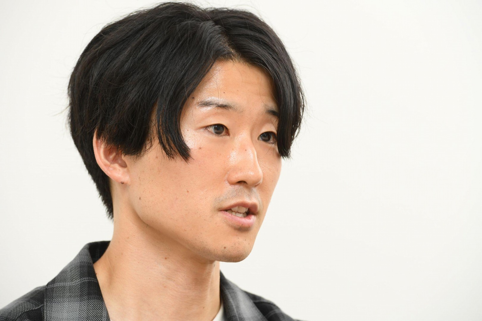 「どうしてもオリジナルIPの開発に携わりたい」――。“もう二度とシナリオを書かない方がいい”と宣告された若手クリエイターが、さまざまな悩みを経て『ヴァレット／VARLET』で描いた「自分が何者なのかを探す物語」とは_003