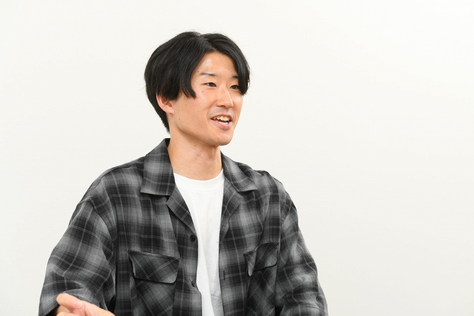 「どうしてもオリジナルIPの開発に携わりたい」――。“もう二度とシナリオを書かない方がいい”と宣告された若手クリエイターが、さまざまな悩みを経て『ヴァレット／VARLET』で描いた「自分が何者なのかを探す物語」とは_007