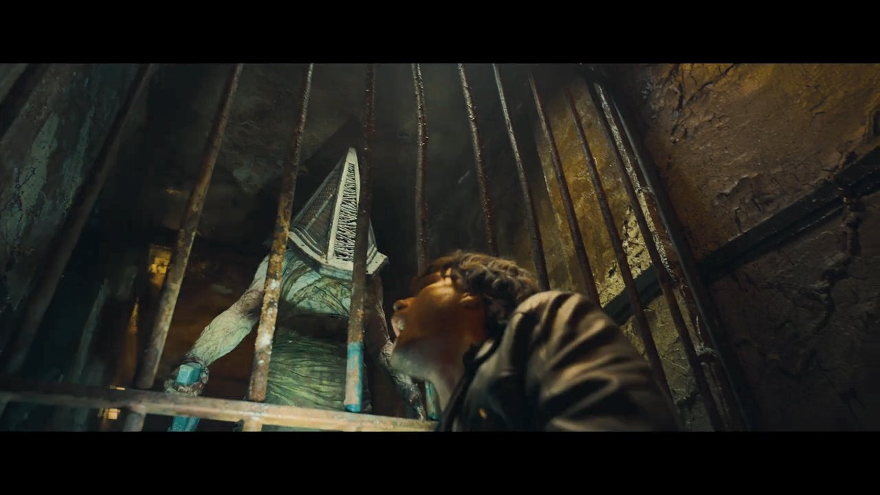 『サイレントヒル2』の実写映画『RETURN TO SILENT HILL』予告編が公開。存在感たっぷりの「三角頭」も登場_006