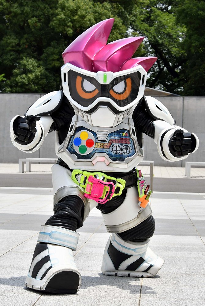 『アメトーーク!』8年ぶりの「仮面ライダー芸人」は8月14日深夜放送_001
