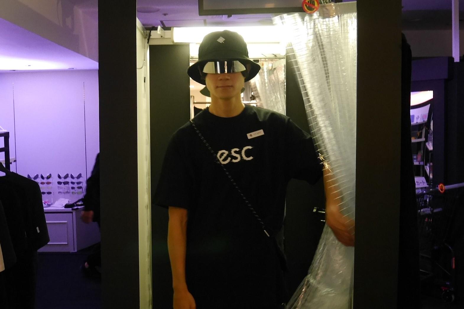 「店員に話しかけられたら即退店」の服屋「esc（エスケープ）」レポート:案の定ツッコミどころ満載のヘンな店だった_002