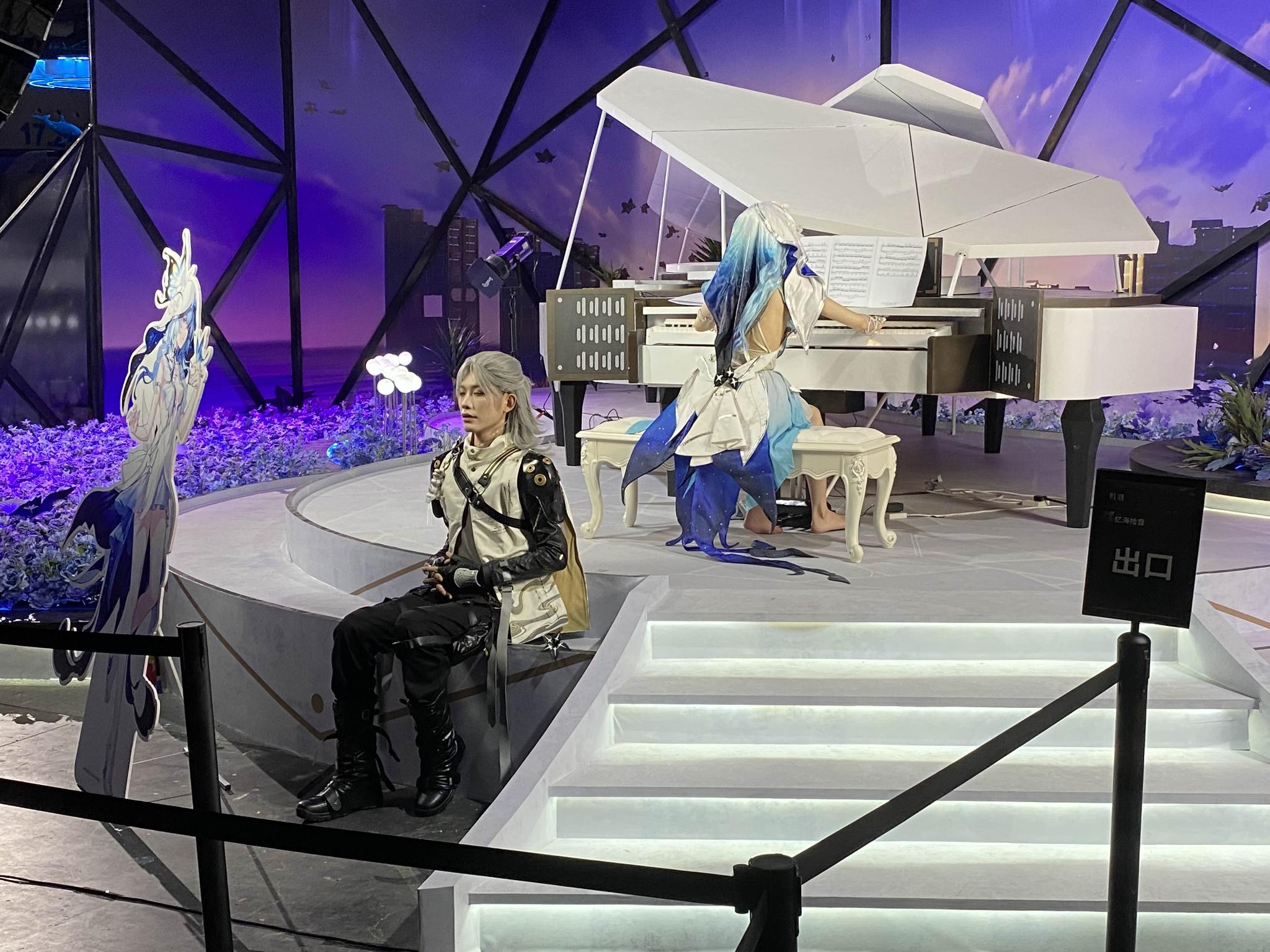 『鳴潮』イベントレポート:中国限定オフラインイベントで降臨した「着ぐるみツバキ」の無法ムーブが容赦なさすぎた_008