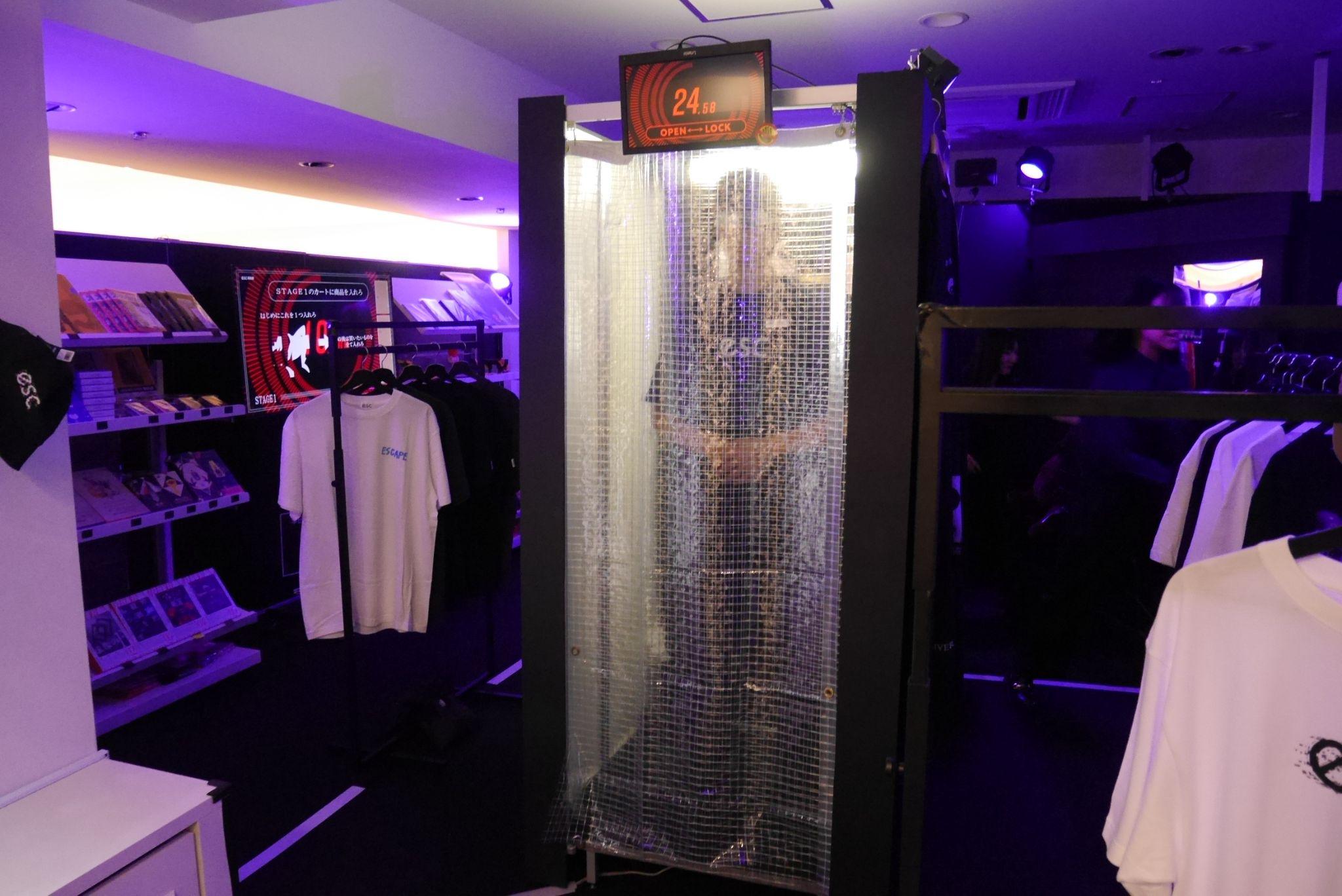 「店員に話しかけられたら即退店」の服屋「esc（エスケープ）」レポート:案の定ツッコミどころ満載のヘンな店だった_009