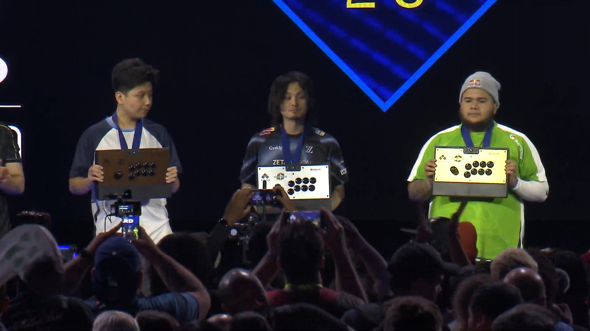 「EVO 2025」『スト6』部門でMenaRD選手が優勝。5月の「EVO Japan」優勝に続いて_003