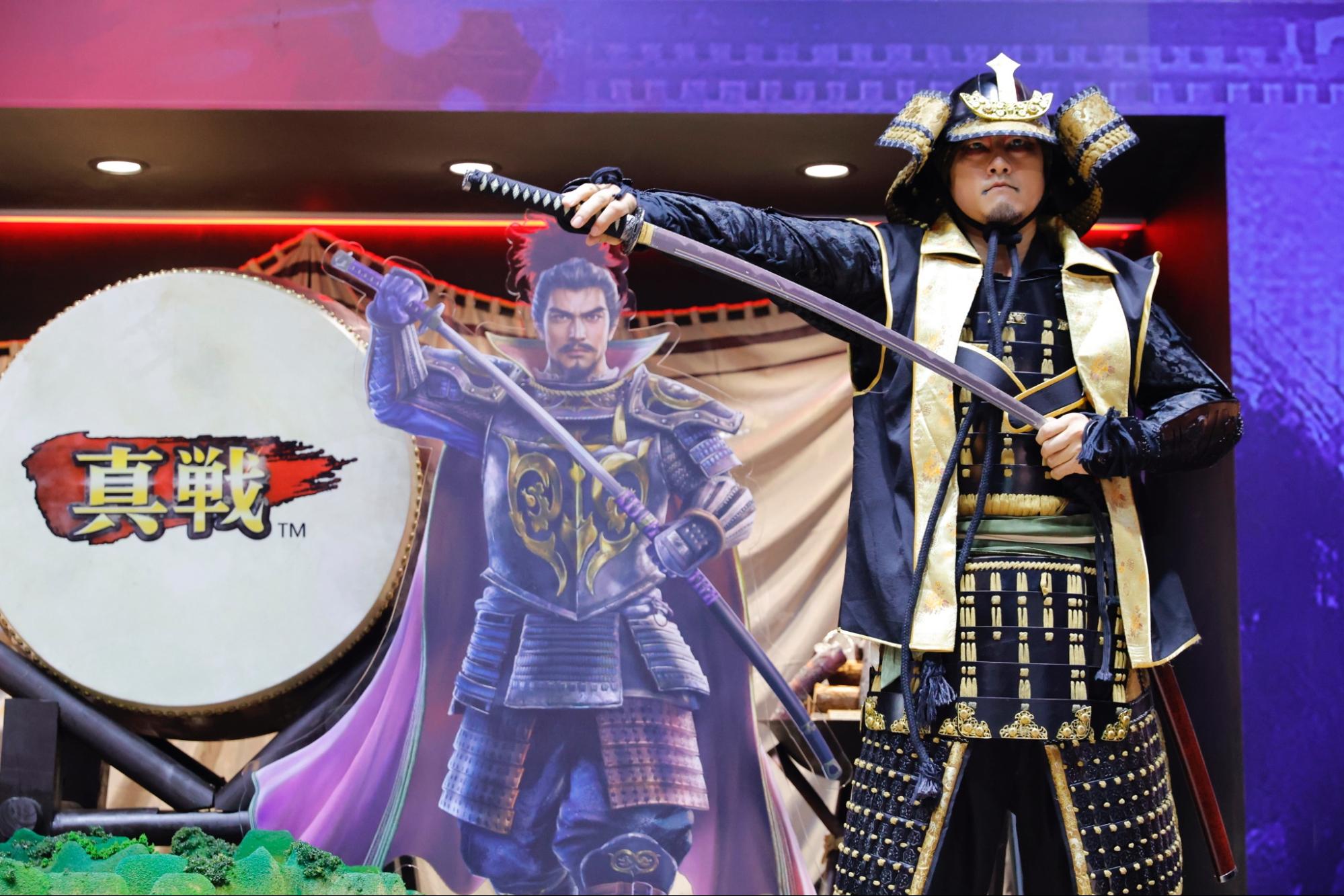 『信長の野望 真戦』×『三國志真戦』TGS2025ブースレポート。コスプレイヤーが気合入りまくりだった_007