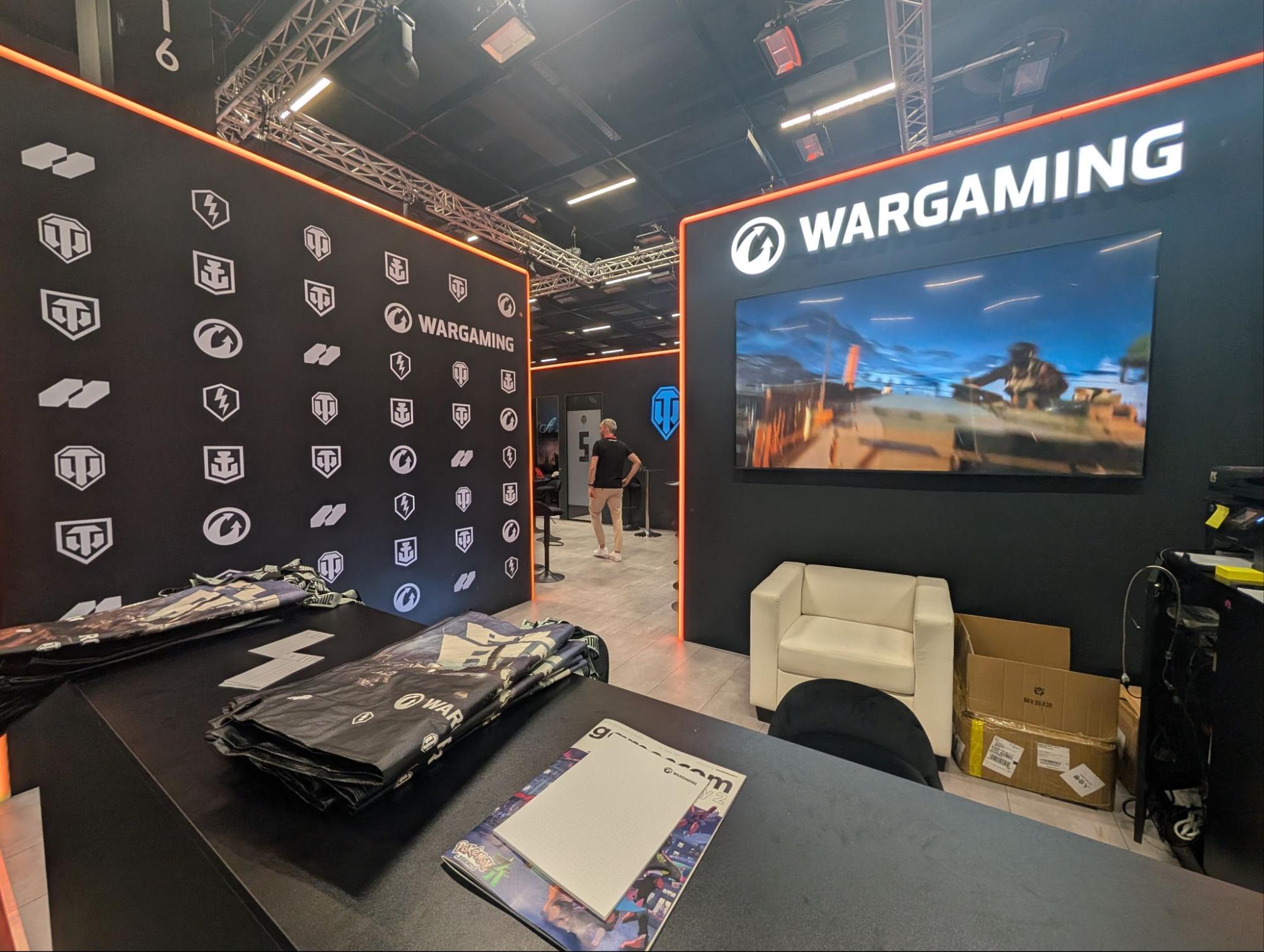 グッズを箱ごとぶんなげ配布！？ストロングスタイルにもほどがある対戦戦車ゲーム『World of Tanks』のリアル配布イベント_006