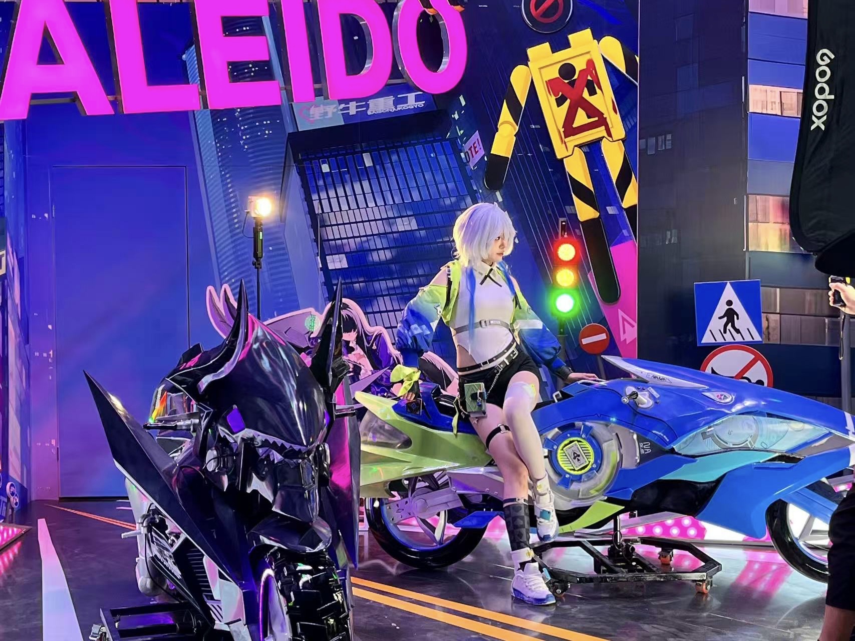 バイク×美少女RPG『チェイシングカレイドライダー』ブースレポート：TGSブースでガチャを回したら……本物の美少女が出てきた！？_008