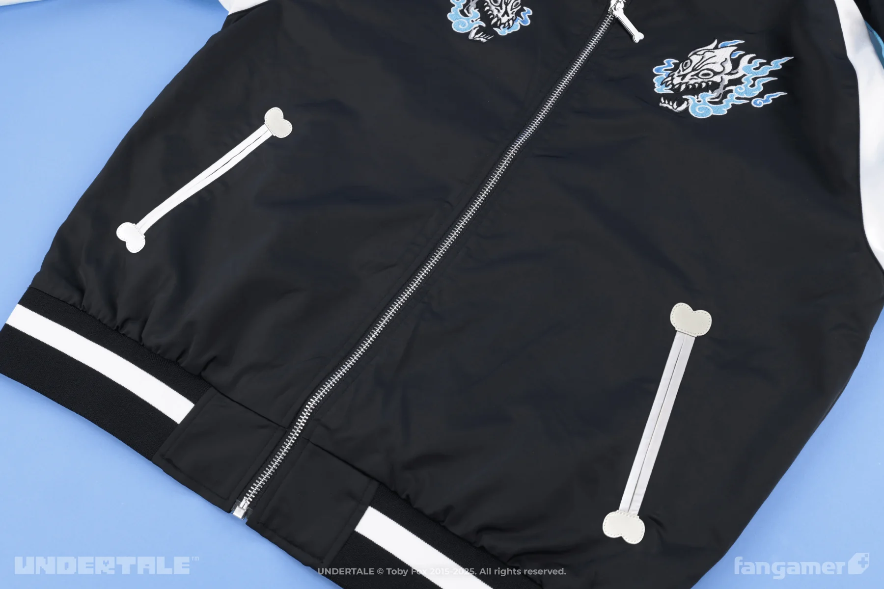 『UNDERTALE』サンズの「MEGALOVANIA」をテーマにしたスカジャン風ジャケットが登場_003