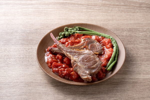 『ダンジョン飯』より「レッドドラゴンの脚の素揚げ」などの“魔物食”再現グルメが販売決定_003