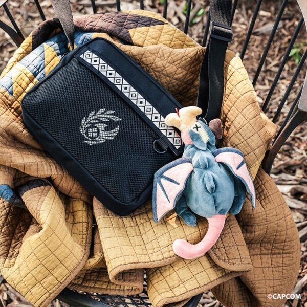 『モンハン』のゲリョスが“死んだふり”をしたぬいぐるみポーチが可愛すぎる_001