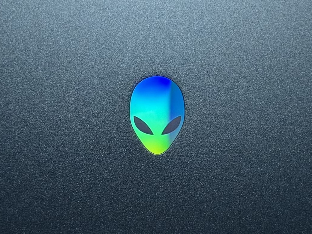 ゲーミングノートPC「Alienware 16 Aurora」レビュー・感想・評価：わざと負荷をかけて快適に動くか検証してみた_003