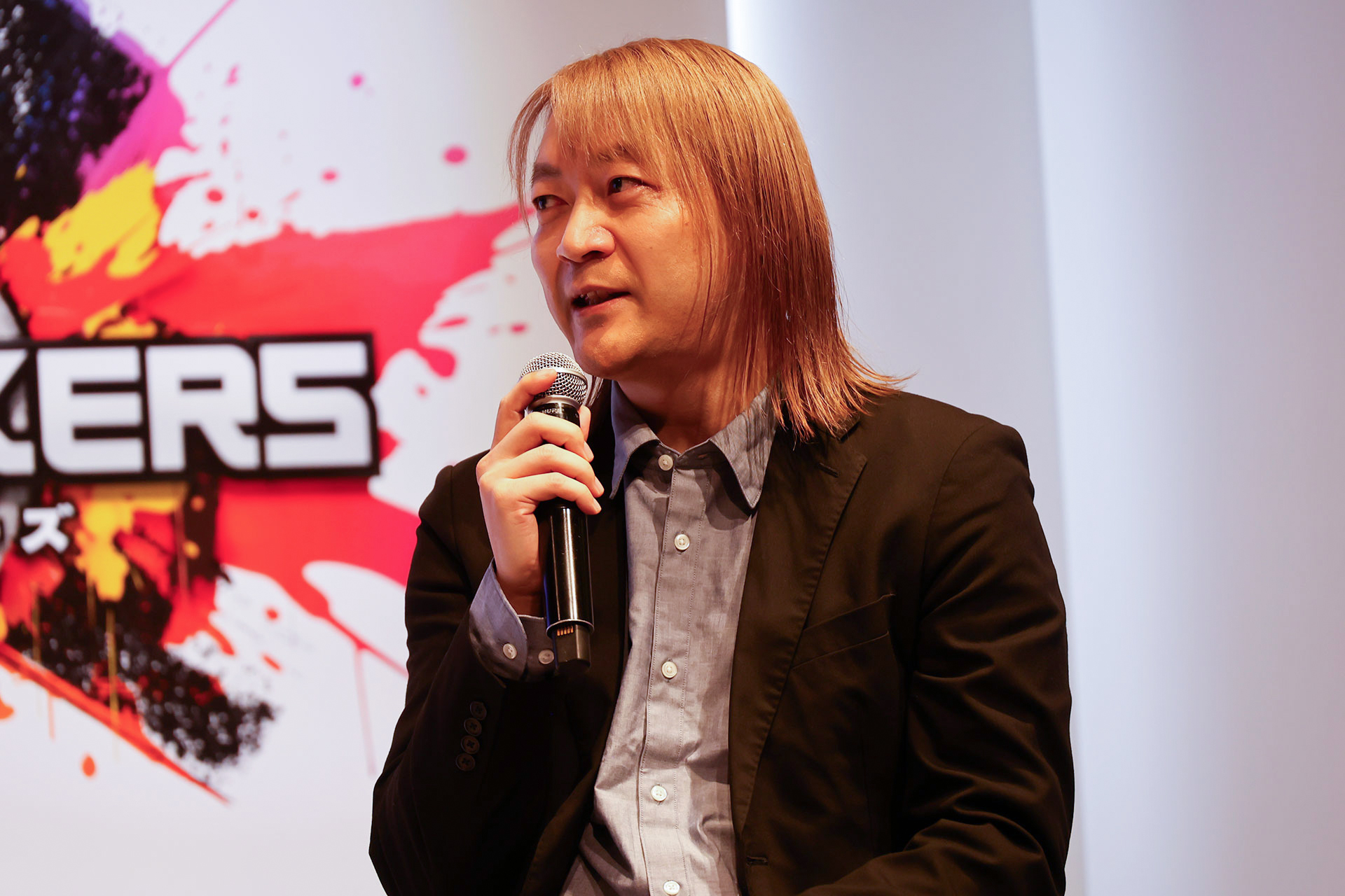 『アウトランカーズ』完成披露会レポート。岡本吉起氏と小室哲哉氏が30年ぶりに再会_010