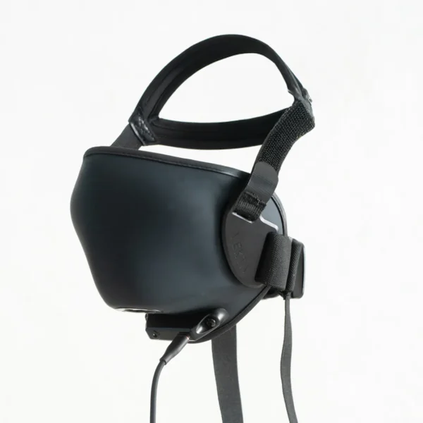 ゲーミング防音マスク「VEKTA」11月末に発売へ。最大30dBの音声減衰性能を備え、24ビットのDSP処理に対応したマイクを内蔵し、深夜のボイスチャットでも安心して声が出せる_001
