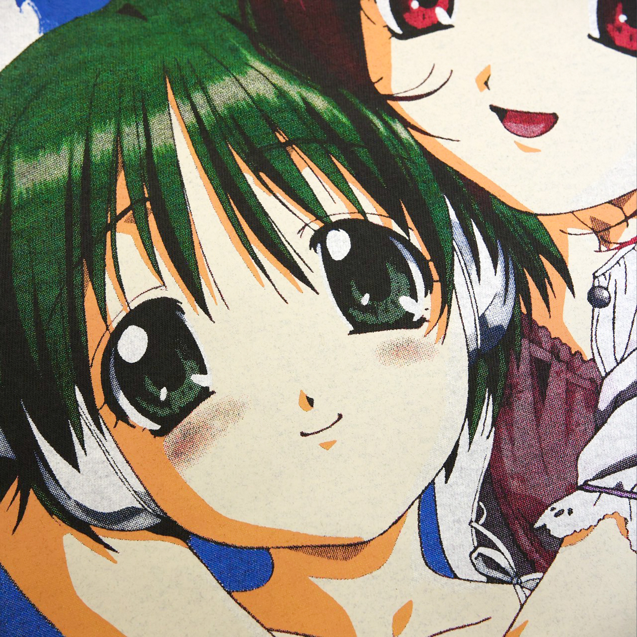 『ToHeart』1999年放映のTVアニメイラストを用いたTシャツが発売決定。TVアニメ第1巻に描かれた印象的なジャケットイラストや、「神岸あかり」が「HMX-12“マルチ”」を抱いている象徴的なイラストをデザインした2種類のシャツが登場_029