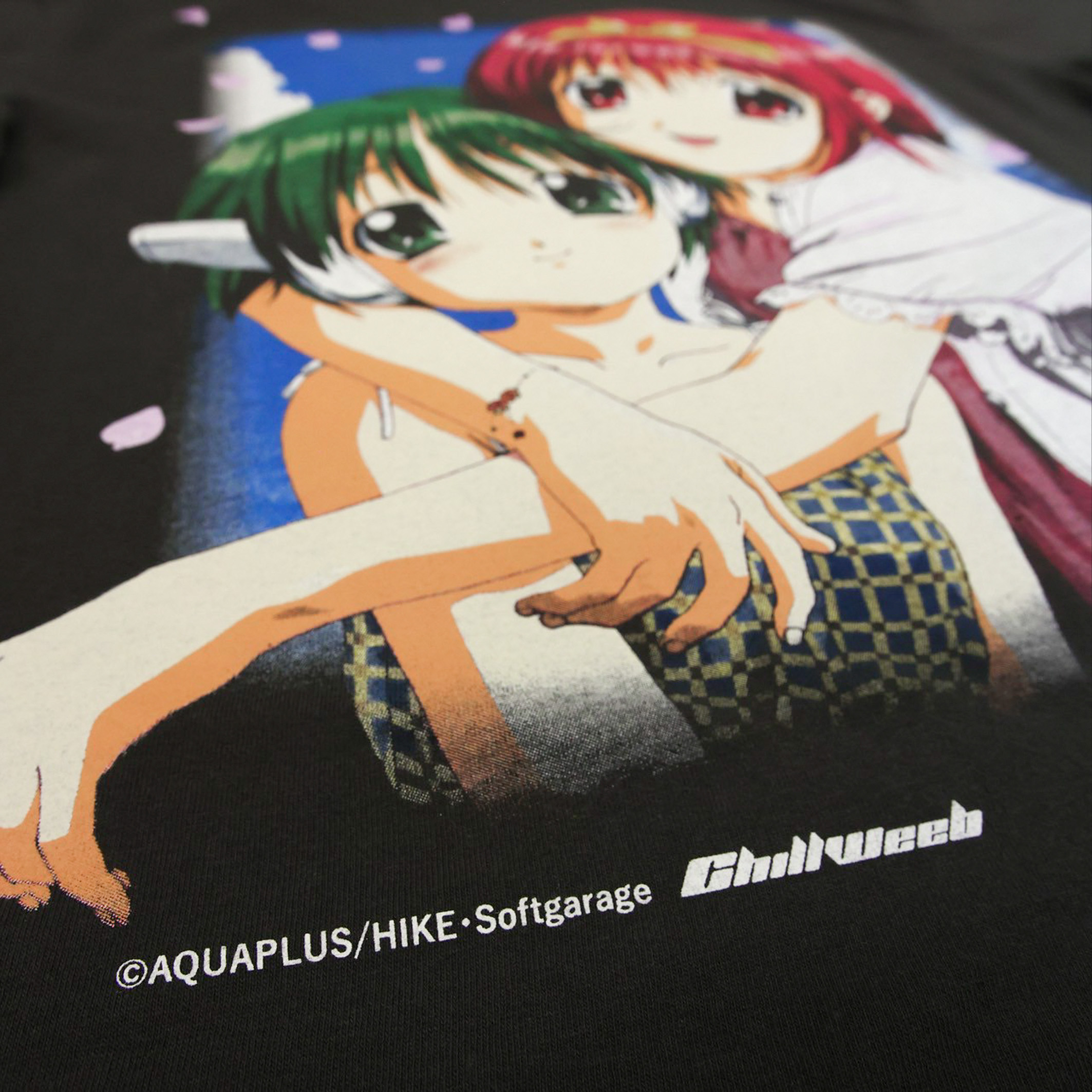 『ToHeart』1999年放映のTVアニメイラストを用いたTシャツが発売決定。TVアニメ第1巻に描かれた印象的なジャケットイラストや、「神岸あかり」が「HMX-12“マルチ”」を抱いている象徴的なイラストをデザインした2種類のシャツが登場_031