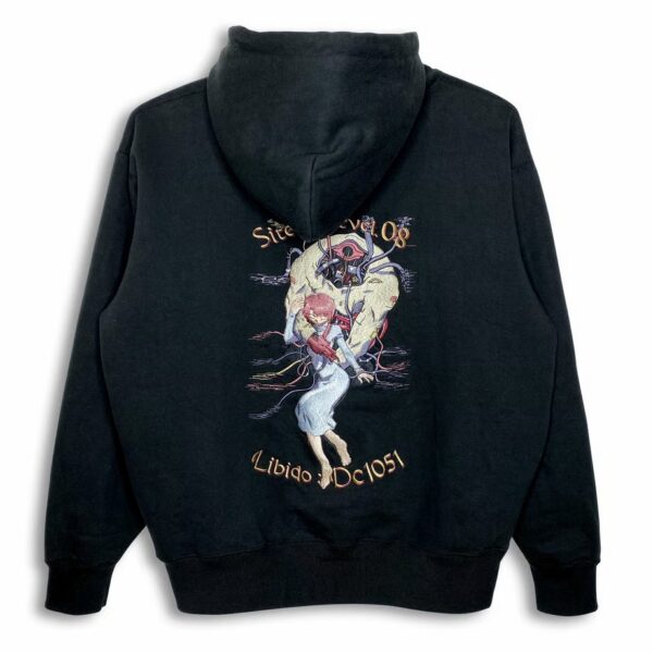 ゲーム『serial experiments lain』発売27周年を記念した刺繍パーカーが発売_001