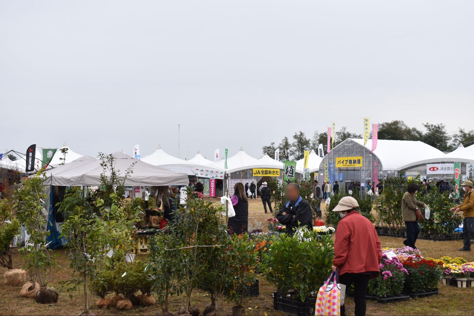 『ファーミングシミュレーター 25』がガチの農業イベント「秋田県種苗交換会」に展示されていた_021