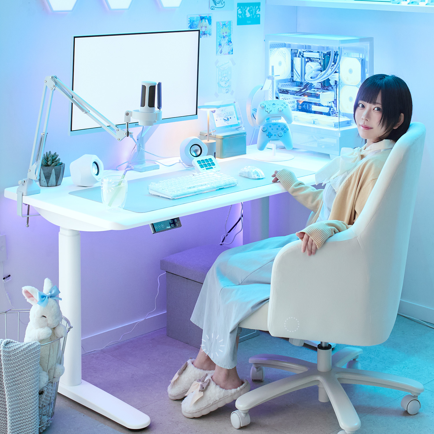 「ゲーミングデスク 1200mm 電動昇降」は、AmazonなどのPixio販売店にて予約販売中_020