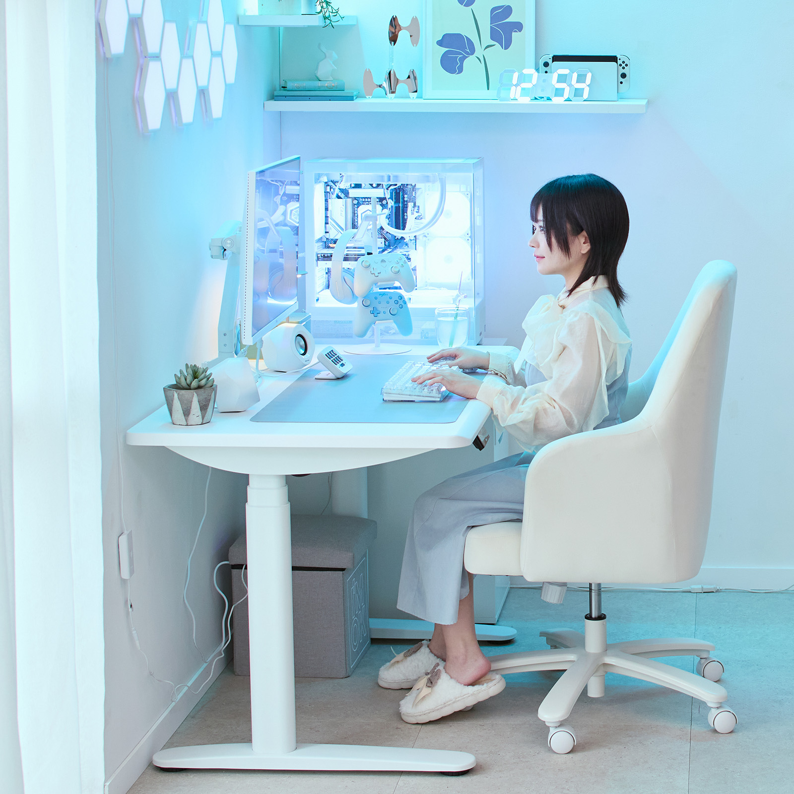 「ゲーミングデスク 1200mm 電動昇降」は、AmazonなどのPixio販売店にて予約販売中_028