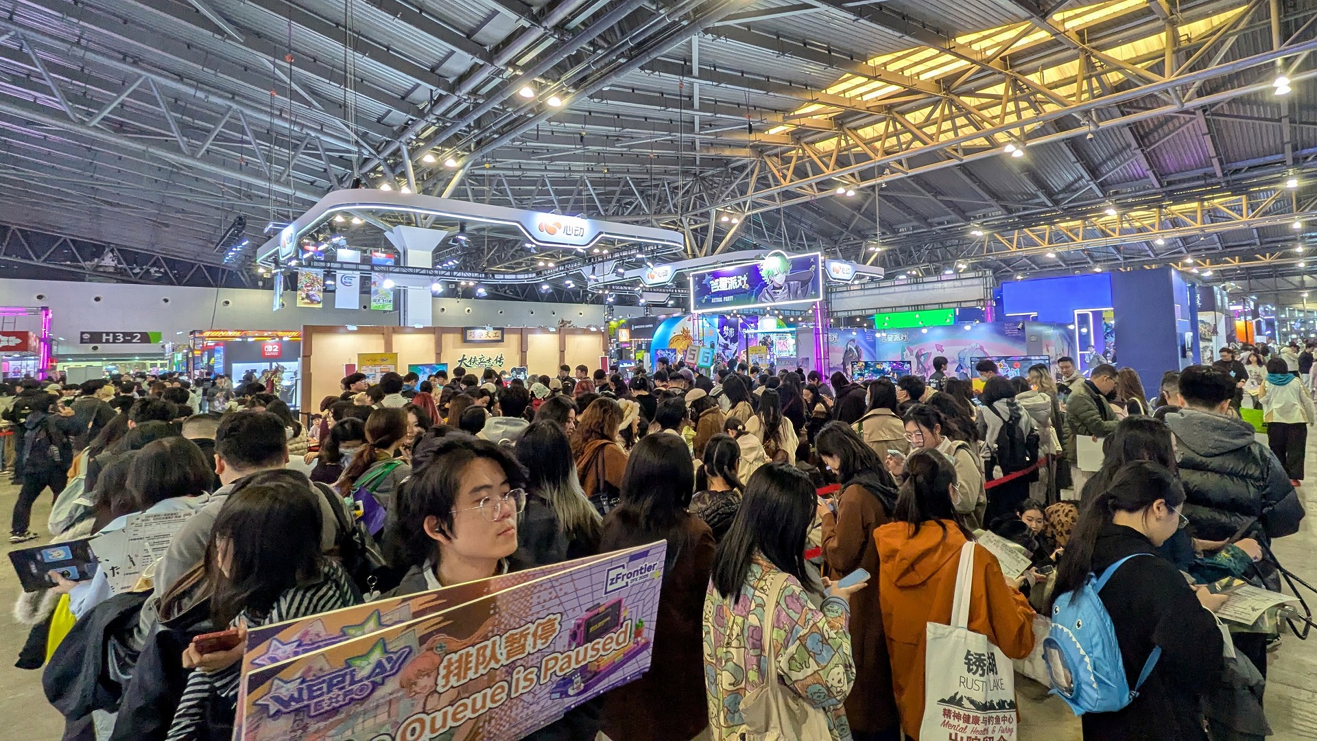 こんなゲームイベント、世界中探しても他にない! 上海「WePlay Expo 2025」が想像以上にカオスすぎた(歓喜)_014