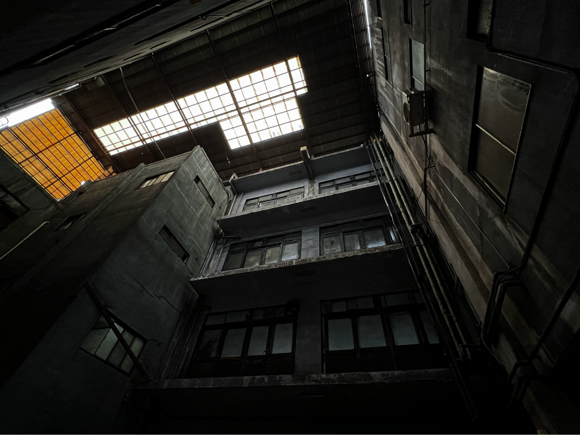 「ホラーマーケット 怪談即売会」レポート・感想。『薬屋のひとりごと』日向夏氏や乙一氏らによる‟会場限定のホラー小説”が入手できる_002