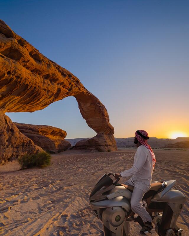 人が乗れる四足歩行ロボ「CORLEO（コルレオ）」製品化に向けた開発スタート_003