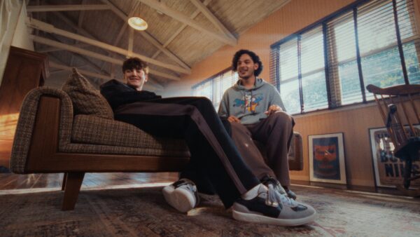 『モンハン』と「プーマ」がコラボ。おしゃれな“アイルー”の帽子とバックパックが12月19日より発売_005