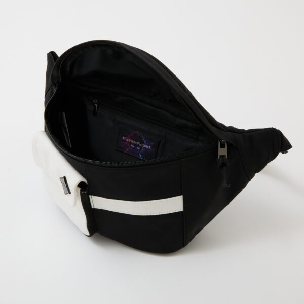 『ハンドレッドライン』蒼月衛人の私服を完全再現したアウターが登場！_006