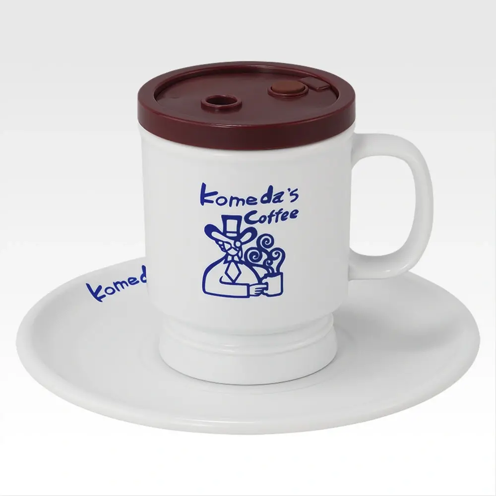 【デカい】一番くじ「コメダ珈琲店」に“約56㎝の巨大クリームソーダクッション”が登場。本日より全国のファミリーマートなどで発売_001