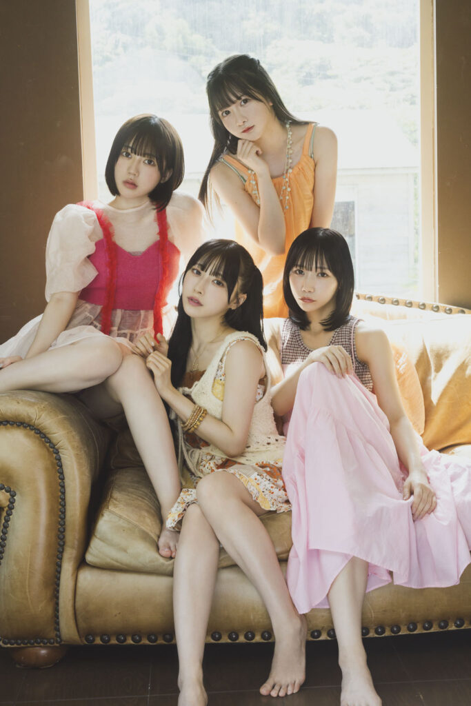 架空アイドルの写真集『ノンレゾン 1st写真集〈QUINTET〉』まさかの重版。実在しない彼女たちによる「お渡し会」の実施も決定_004