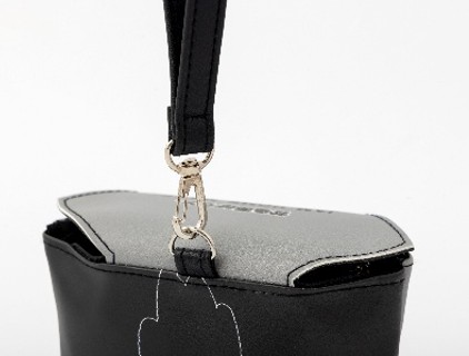 「ネオバターロール」と「からあげクン」のほんものそっくりな付録が付いた書籍が1月に発売_018