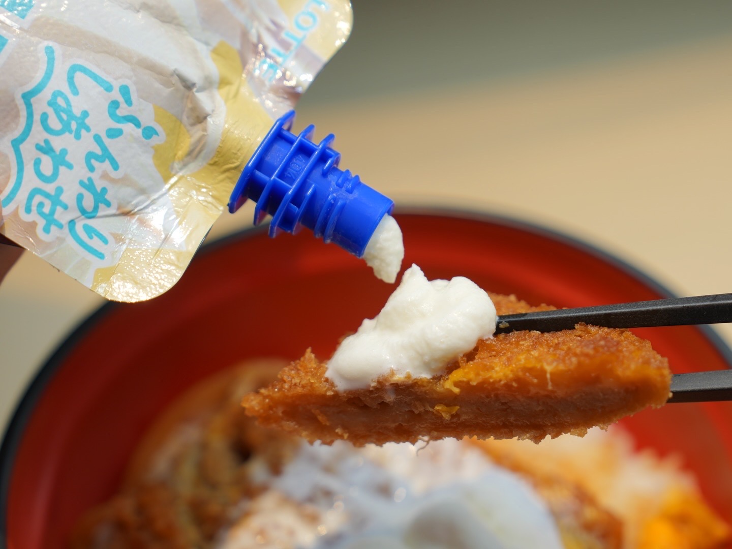 「クーリッシュホイップかつ丼」まさかの爆誕_003