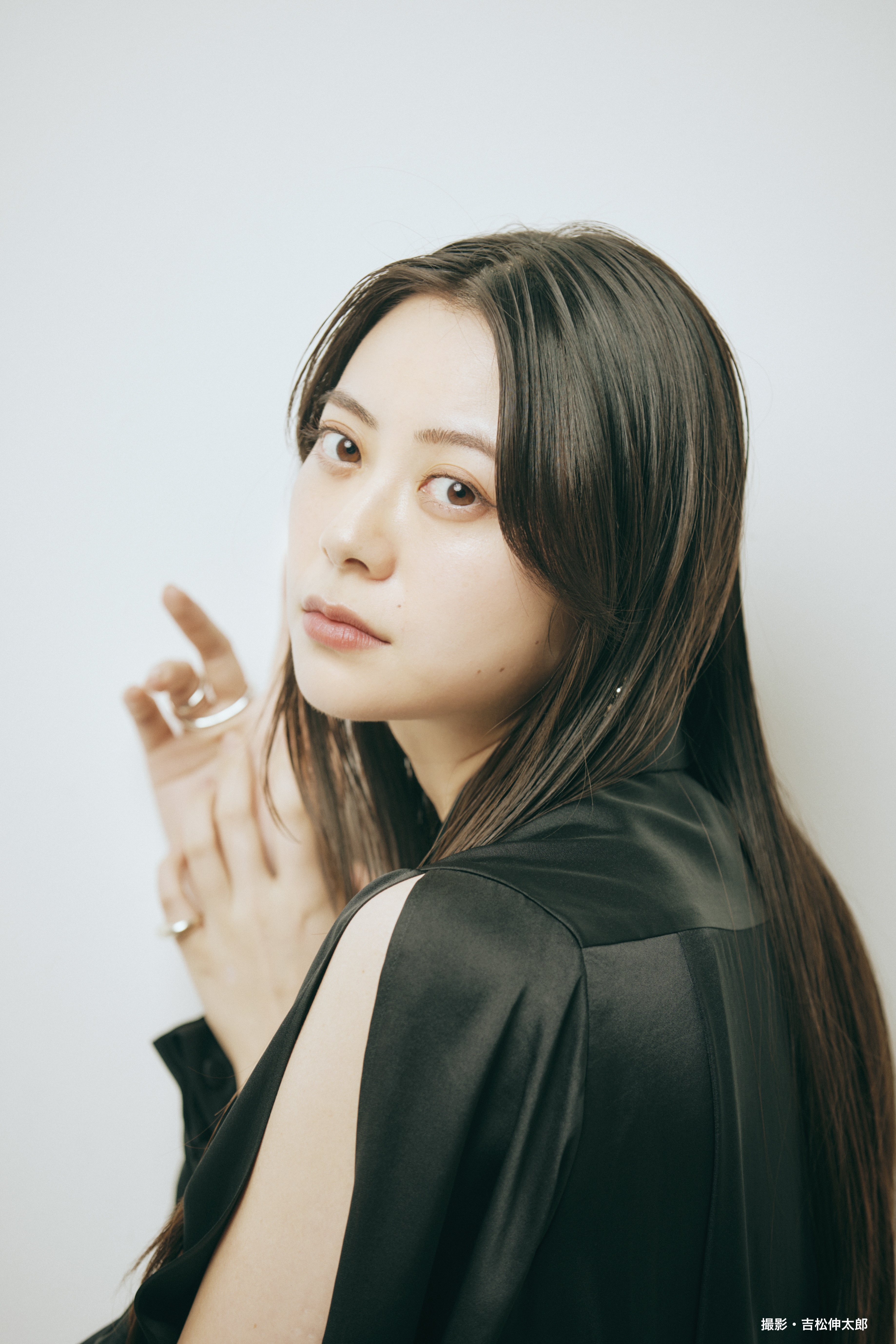 映画『遺愛』2026年6月公開決定。『このテープもってないですか?』の酒井善三監督と大森時生氏が手がけるホラー映画_001