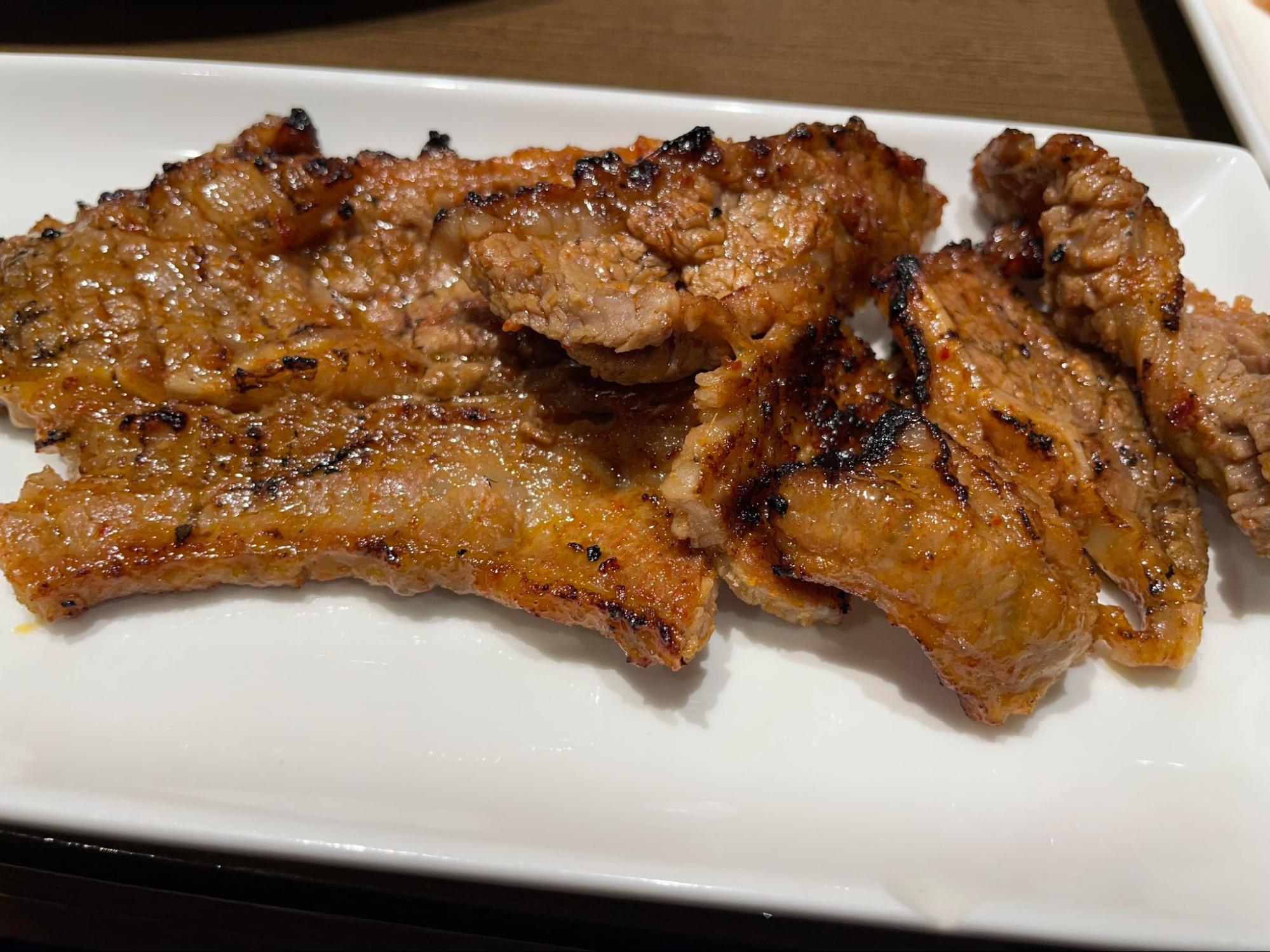 『龍が如く』の焼肉ライクコラボで限界までホルモンを焼いてみたら、肉が燃えた。お肉って燃えるんだ_001