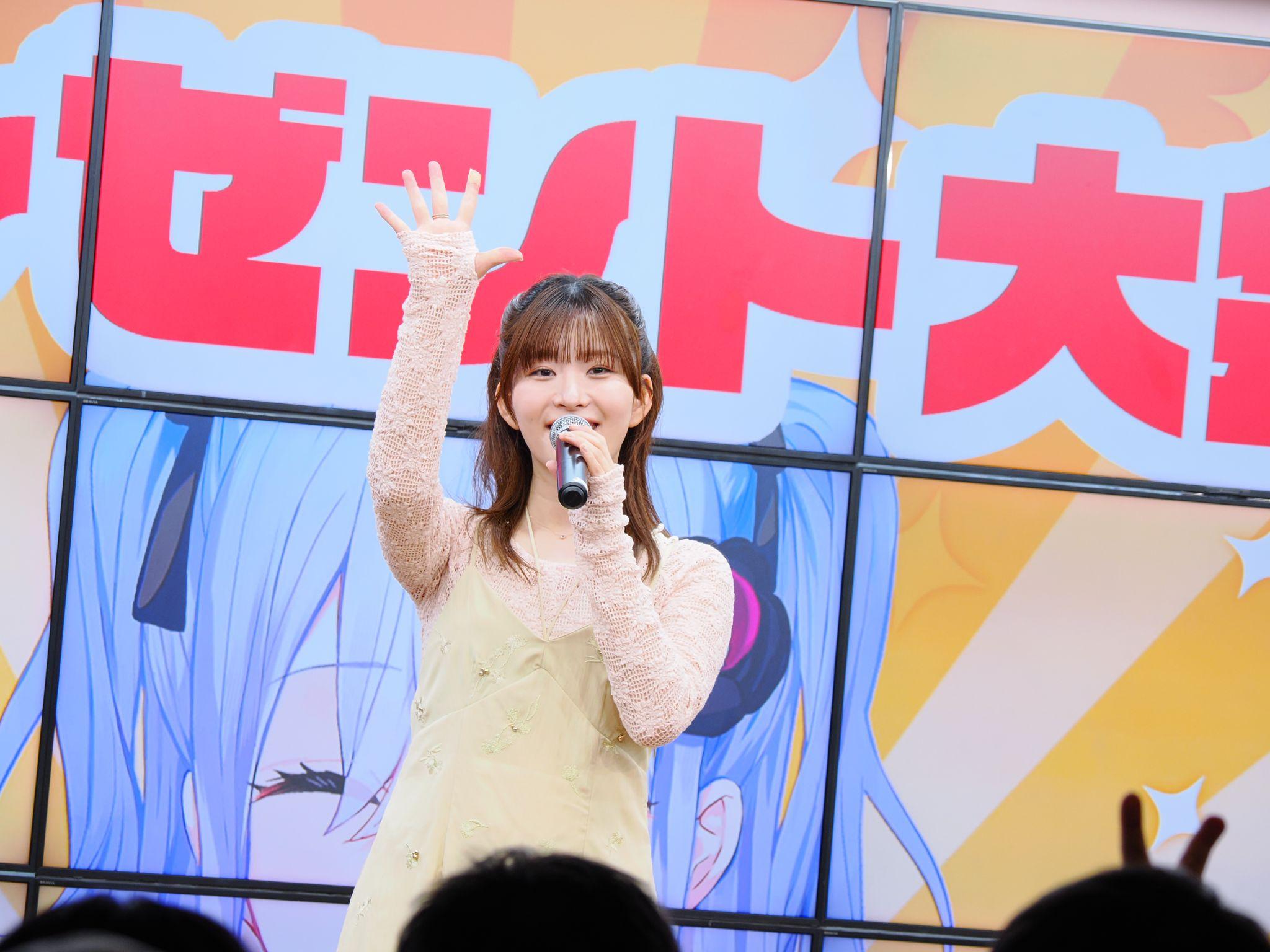 『花束を君に贈ろう-Kinsenka-』発売記念イベントレポート:声優・石見舞菜香さんの猫トーク全開_011